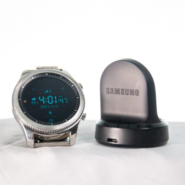 Smart Watch Samsung Gear S3 Classic + Accesorios - Usado